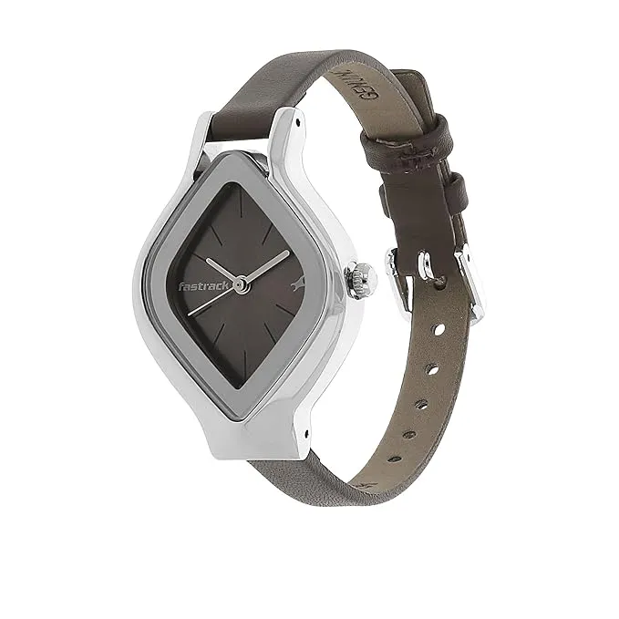Modern Silver Diamond Dial Women's Analog Wrist Watch